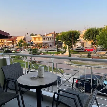 アパート Utopia.luxuryapartment ネア・ポティダイア